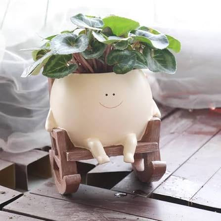 Rocking Chair Smiley Pot