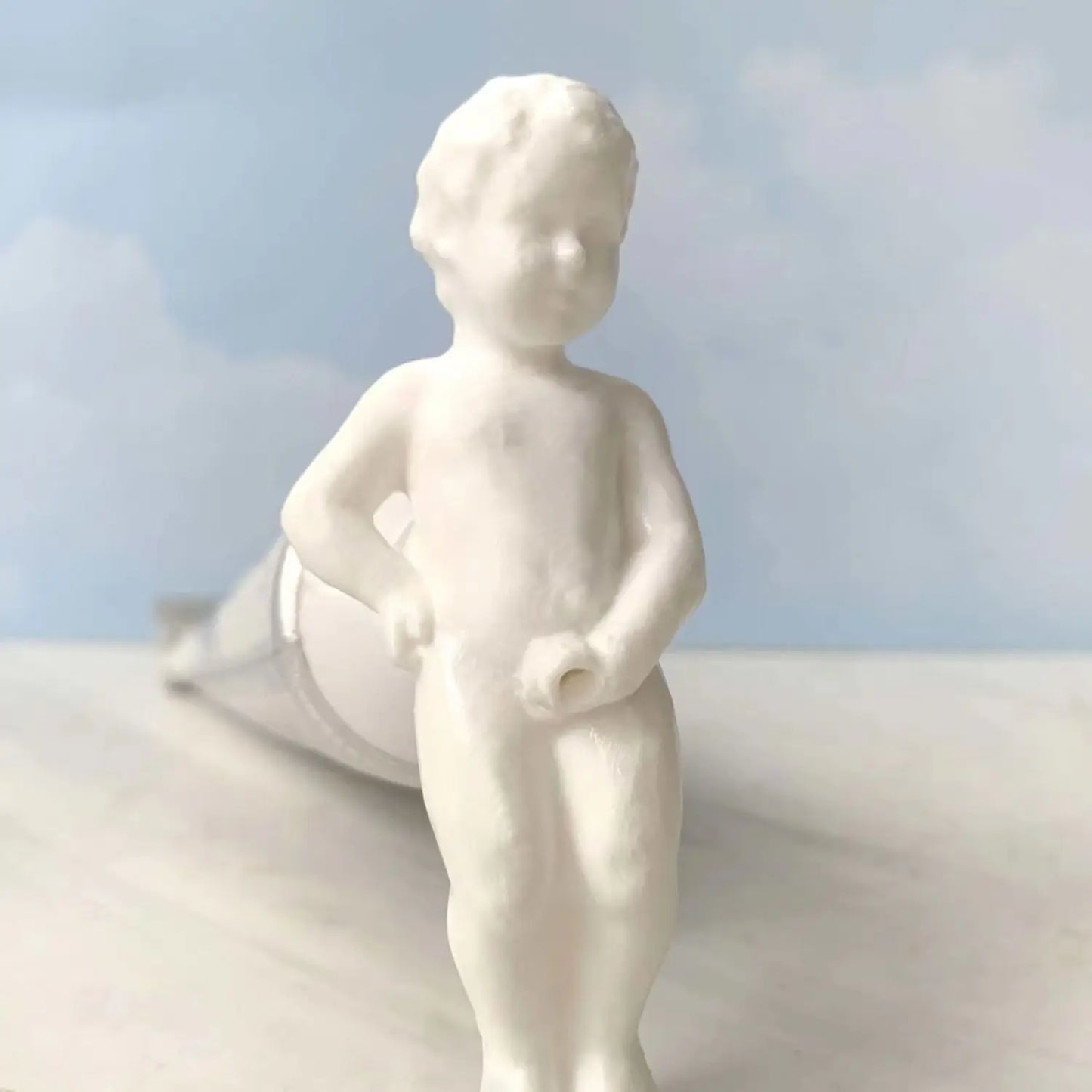 Creative Toothpaste Squeezer – Funny Pee Boy Bathroom Gadget